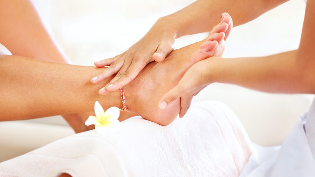 Your Happy Feet Starter Guide: Home Pedicure Care Made Easy (For Beginners!)